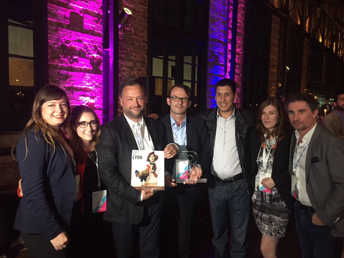 Selligent's tweet photo. The winning @villedelyon team with their award. #SelligentAwards #RiverSummit16 https://t.co/sxOsY3k3Fw