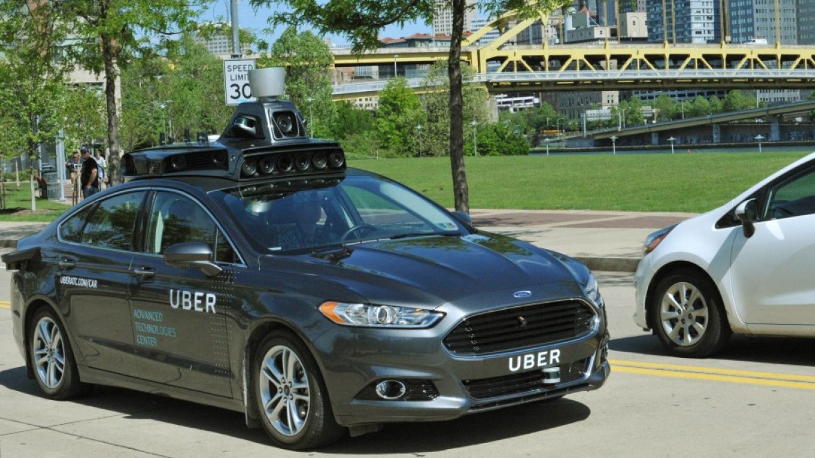 CBCNews's tweet photo. Uber rolls out 1st driverless car for testing in Pittsburgh https://t.co/cVMP3aY4vb https://t.co/GJ65qxD616