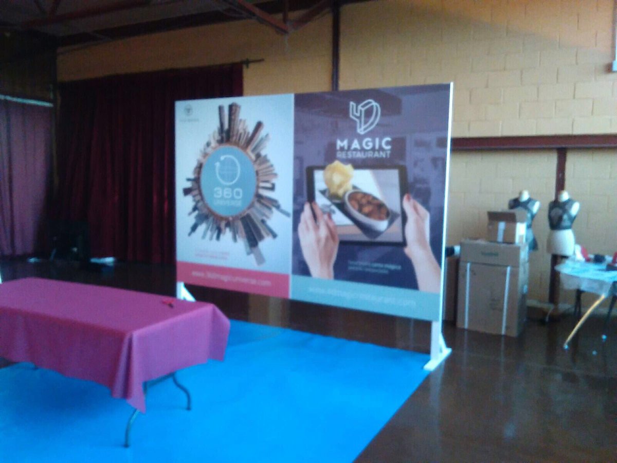 TrinityCollege1's tweet photo. Todo preparado para la I Feria de las Nuevas Tecnologías #TechTrinityCollege. Os esperamos mañana desde las 1530h. https://t.co/SvpRXSxZNZ