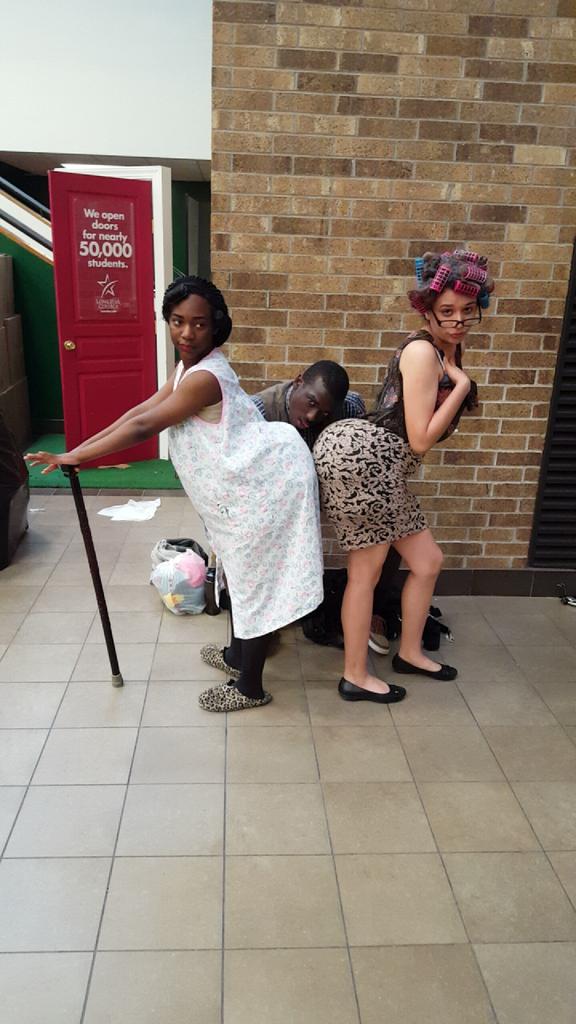 aracelmichii's tweet photo. #kfseniorweek #kfseniorcitizen 👴👵 https://t.co/VFGDL8j8tG