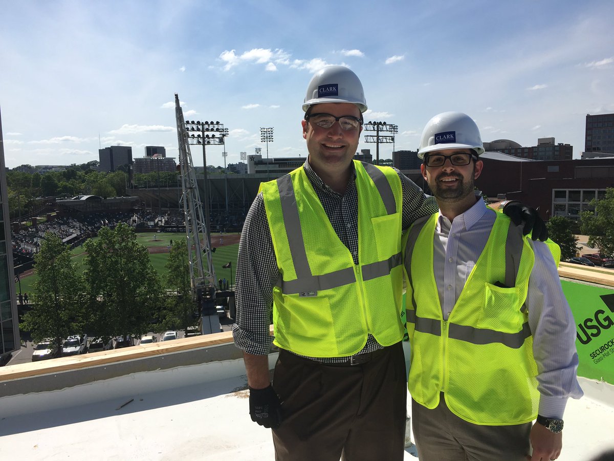 Insightful tour of <a href="/VanderbiltU/">Vanderbilt University</a> new #InnovationCenter by ED <a href="/rgrajewski/">Robert Grajewski</a> complete with <a href="/VandyBaseball/">VandyBaseball</a>
