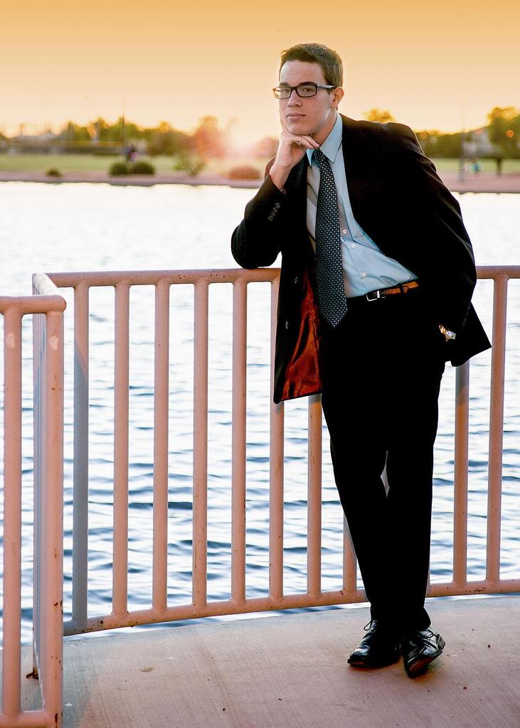 Im_Squints's tweet image. Gentleman**