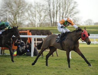 AnaglogsDaughtr's tweet photo. Lough Derg - @tommyscu https://t.co/hPPplKayew
