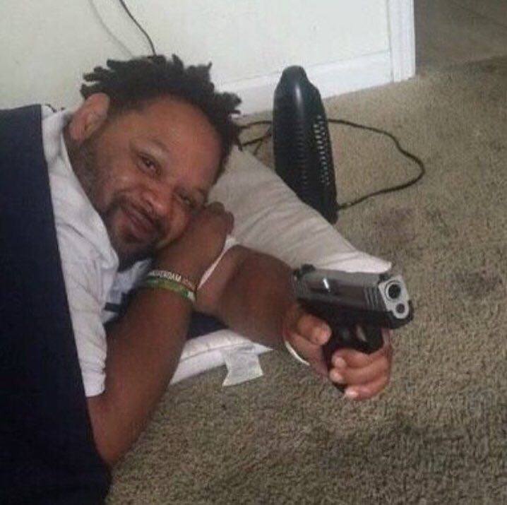 GCantstand's tweet image. You've been visited by the smug thug. Purple drank will come to you, but only if you reply 'sleep snug smug thug'