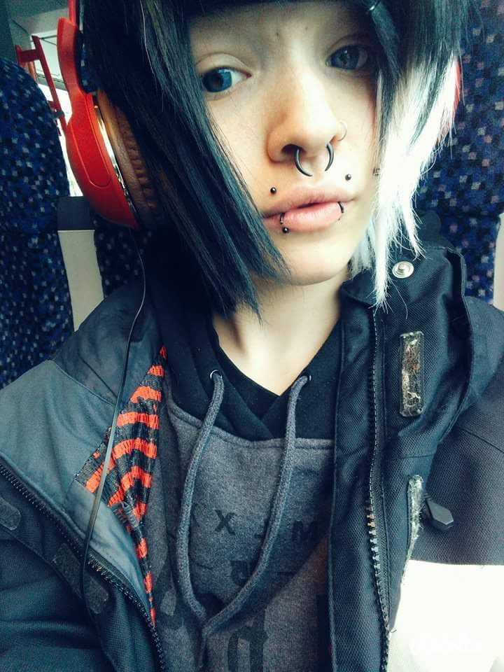 SadSatan_'s tweet photo. https://t.co/dZczJOdefO
