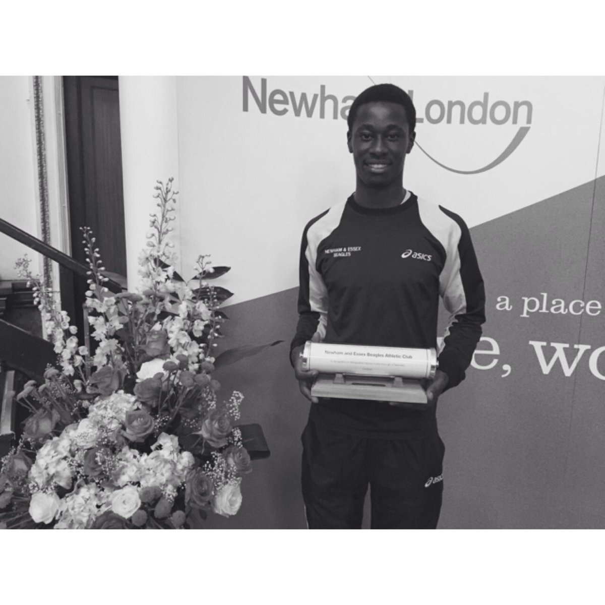 HunnitB1z's tweet photo. Thanks @BeaglesAC for bringing me along to receive the club honorary awards from @NewhamLondon 👍🏾 https://t.co/FGvqZV9mxb