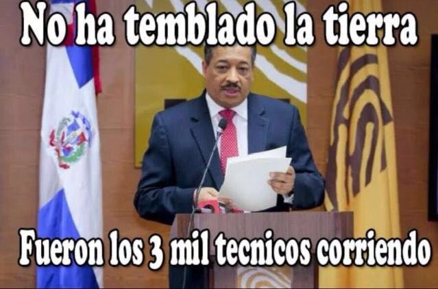 LucienneCarlo's tweet photo. Para usted @RRosarioMarquez y los mocos se comio!! Demuestre realmente este pais le duele Y CUENTE!! https://t.co/U3TcUGyftW