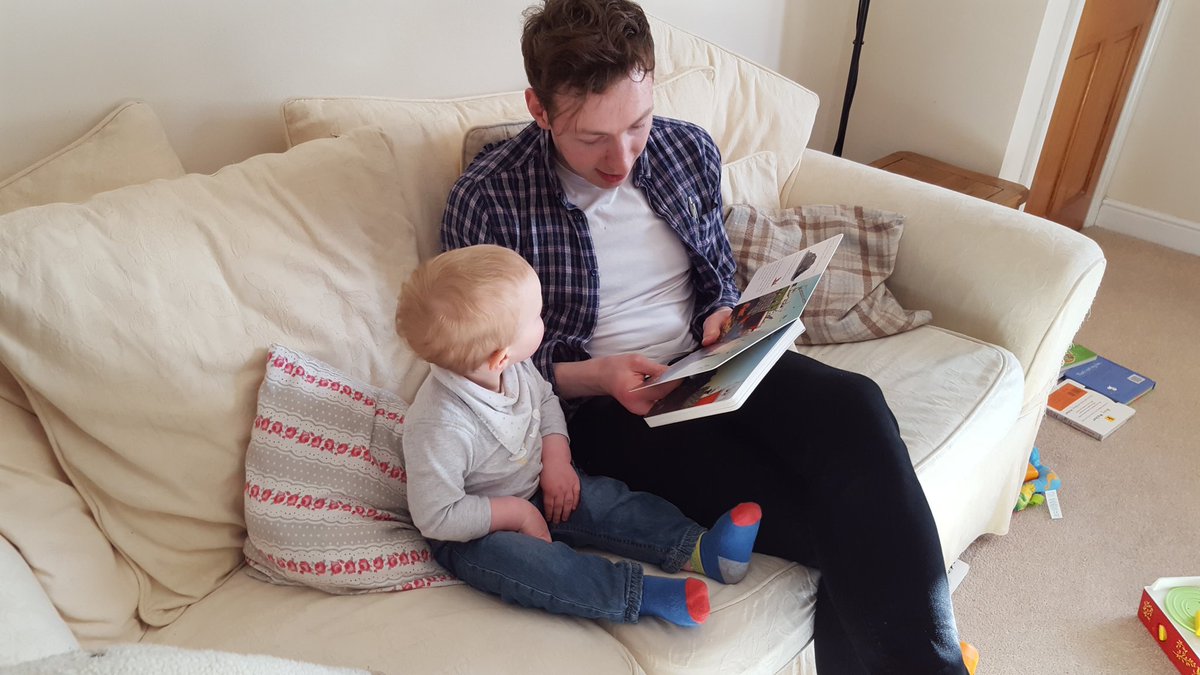 ezziecat's tweet photo. Uncle @Cal_Kilpatrick! Can you read stories to me please when you are looking after me and deebs? https://t.co/gm0FYycoro
