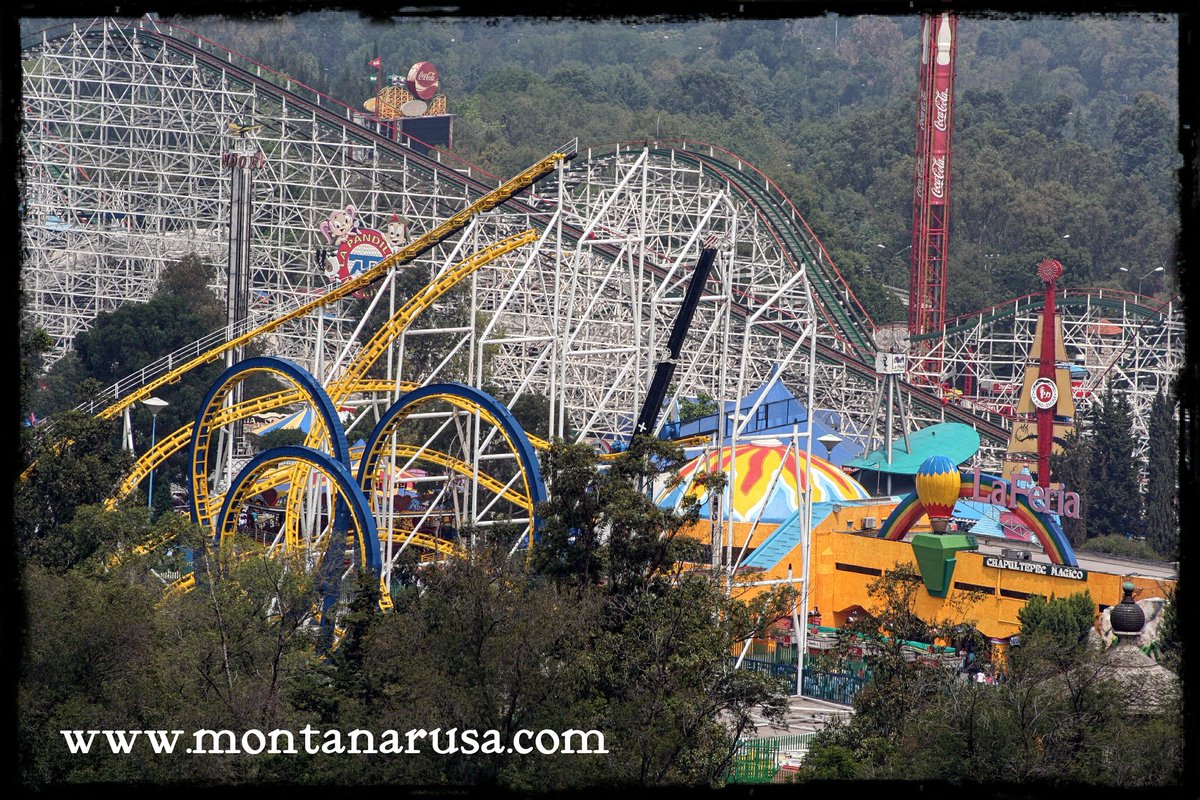 MontanaRusa's tweet image. #TBT Recordando la construcción de #Quimera #TripleLoop en el 2006 en @LaFeriaDeChapu 
\o/