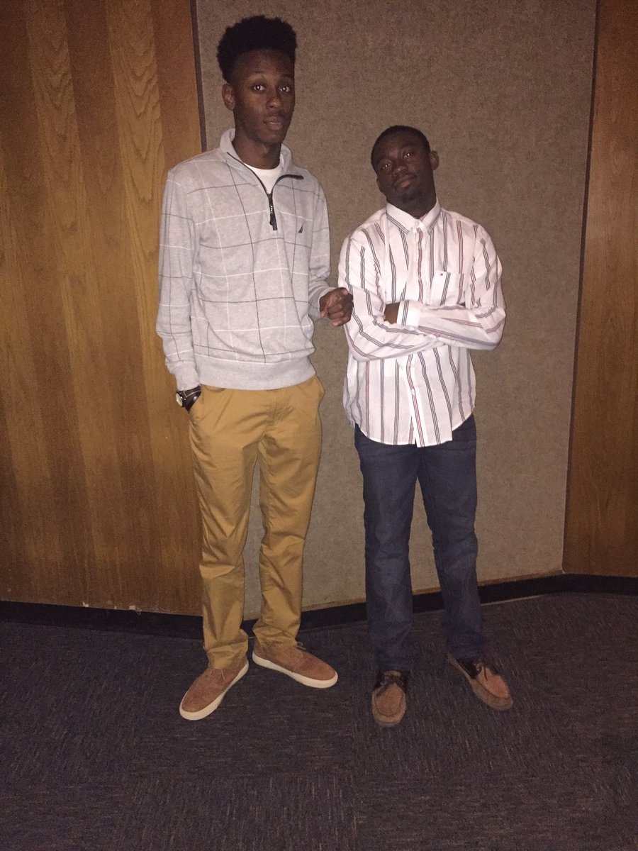 But_Im_SHAUN's tweet photo. #avidsigningday https://t.co/2ixIYSNUKu