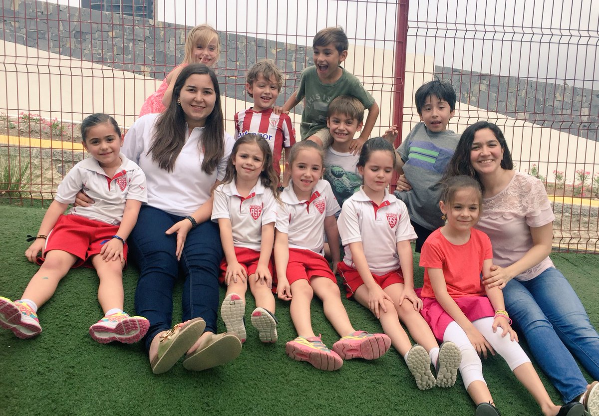 ferferrigno91's tweet photo. Mindfulness isn't difficult, we just need to remember to do it! ❤️❤️ #mindfulkids @MsAlbertina @ASFMELEM https://t.co/l1QbnhTcxM