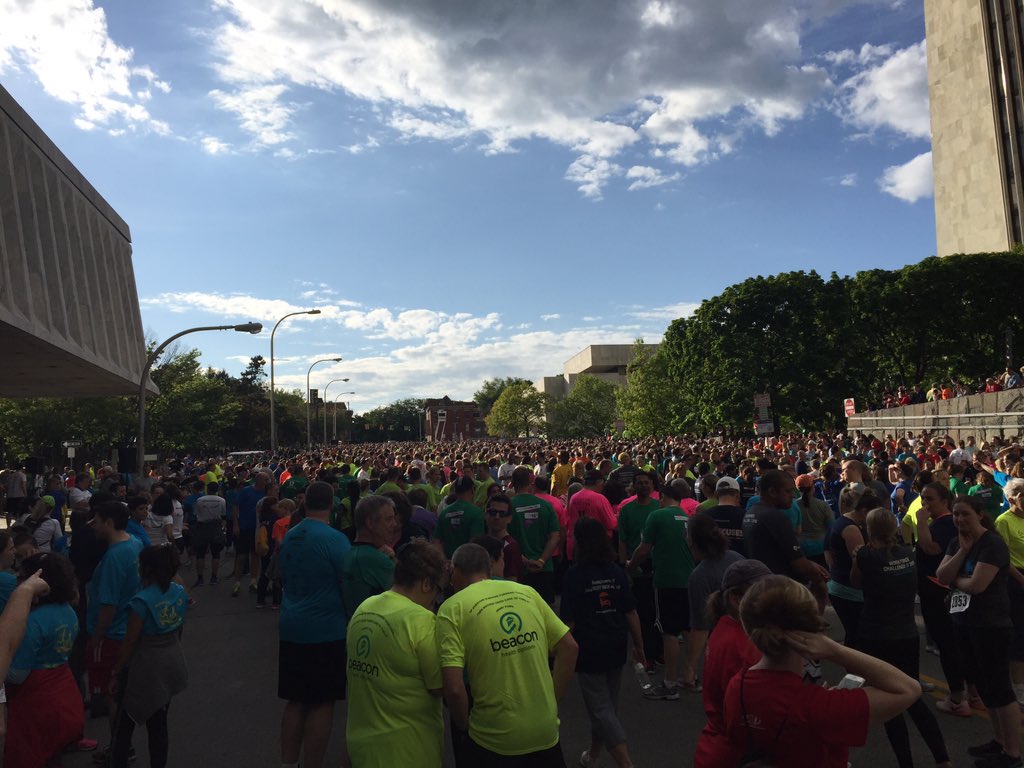 NYSITS's tweet photo. Almost race time! #ITSrun @NYStateCIO https://t.co/hA2NFUX5fn