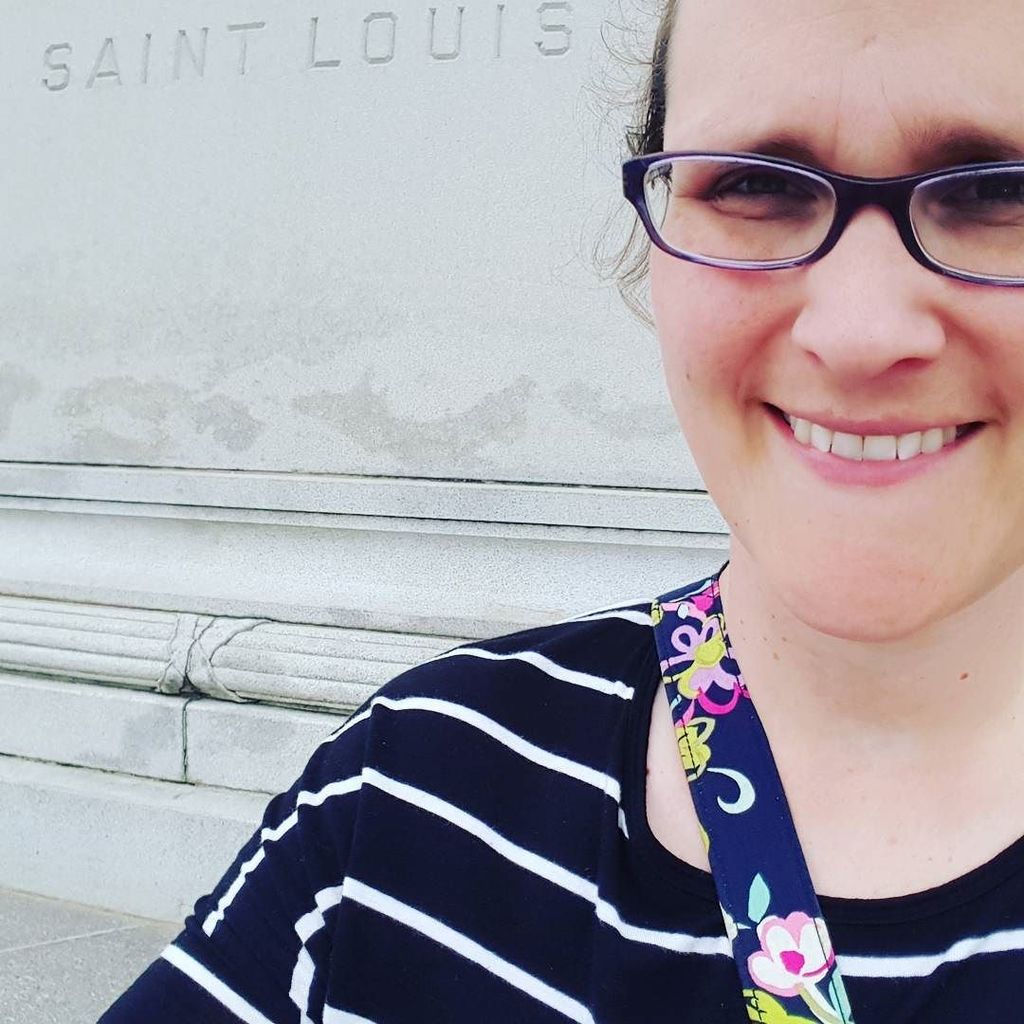 thesimpleparent's tweet photo. Gorgeous day in #stlouis. Have you ever been? What sights should I see? #travel #travelblogger #traveltsp #FriendsW… https://t.co/z2KYBKeQ8i