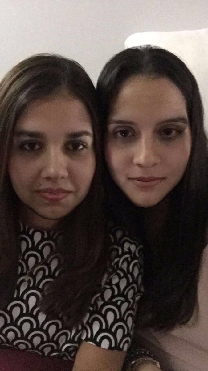 maricgarcia's tweet photo. BIRTHDAY GIRL🌟Mi amigaa lauris💕❤️🌟🍷🍷🍷 #celebrándolasuvida #secrecio https://t.co/hgtZAzxws2