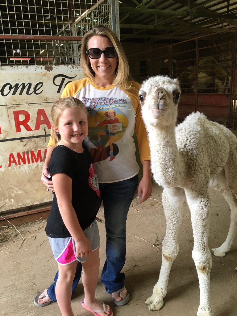 CamelRanch's tweet photo. Sky loves posing for pictures already! https://t.co/G4Hbzt07wX
