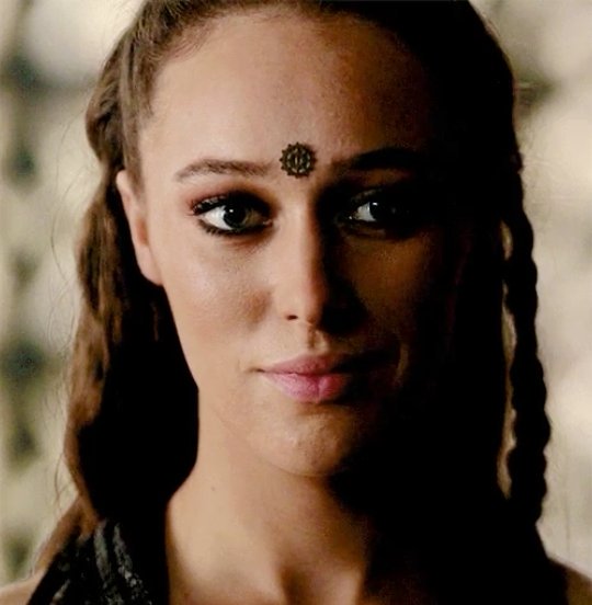 Ar_1497's tweet photo. Me voy a dormir sin saber que esperar del capítulo de hoy #The100 
ALYCIA THANKS FOR LEXA #Reshop https://t.co/0uU6cPVFtz