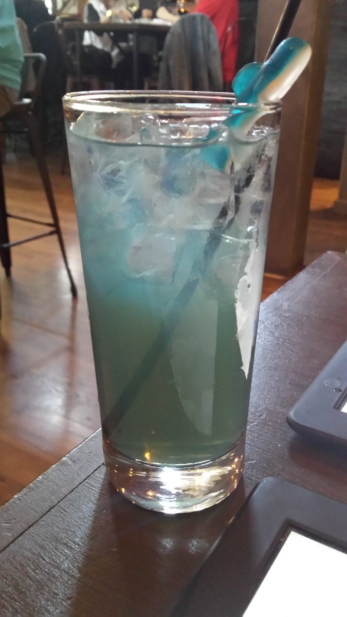 211Main's tweet image. It's summer time! Join us this beauty long weekend for a delicious Pottahawk island summer tea! yum!