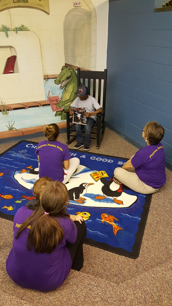 b3mercer's tweet photo. @HcesG 2nd grader sharing a book #readwithsomeone https://t.co/vbIL20QZ6W