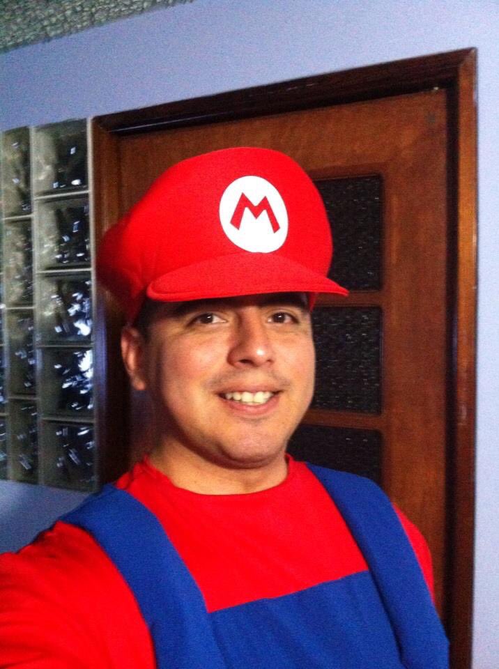 #mariobrosconchinoyadolfo <a href="/ChinoyAdolfo/">ChinoyAdolfo</a> ¿Charles también hace la voz de Luigi? No se olviden del Mario verde porfa.