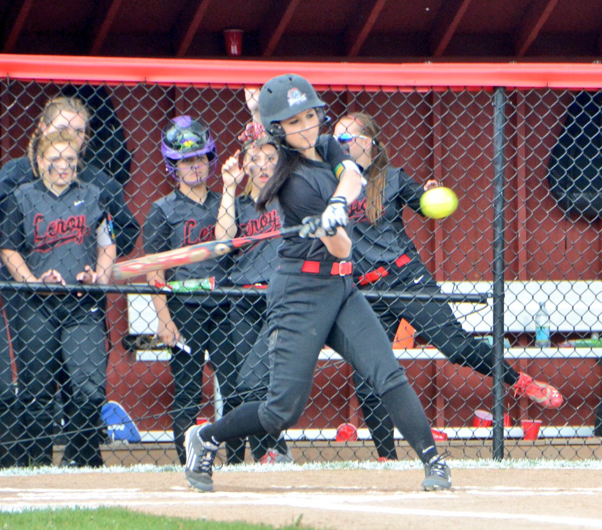 LeRoy_CSD's tweet image. Uberty threw a no hitter &amp;amp; hit a grand slam to lead the Knights to a 15-0 win over NRW! Capp had a HR!
#Final4Bound