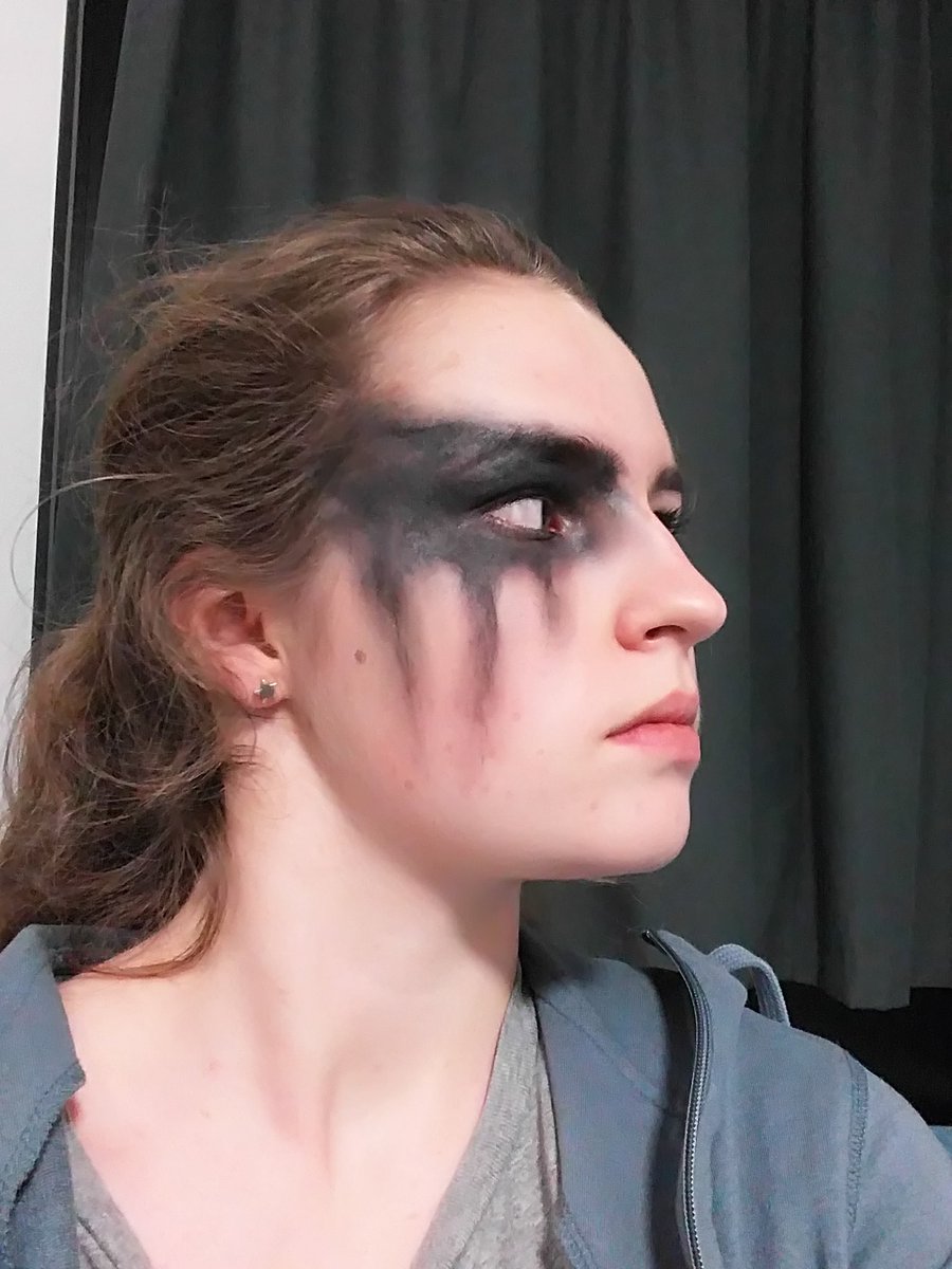 em_crackers's tweet image. Ai laik Leksa! Thank you @DebnamCarey for Lexa #iamlexa #lgbtfdb