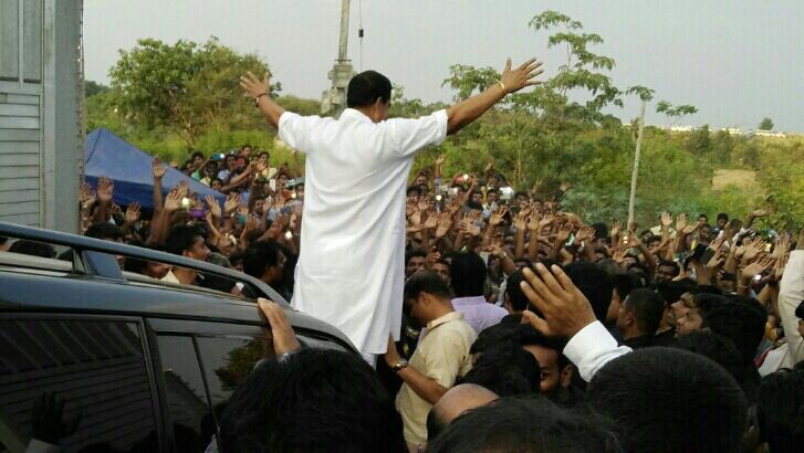 nmuthapparai's tweet photo. Feeling Blessed 😊🙏 #Muthapparai #Jayakarnataka #RAI #Bidadi https://t.co/BaPzlX6SIx