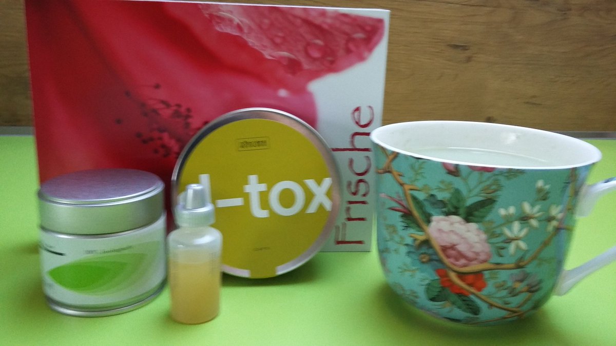 Meine Detoxwoche beginnt mit ayurvedischem Zahnöl, Matcha Tee und Caps detox frischestudio.de
