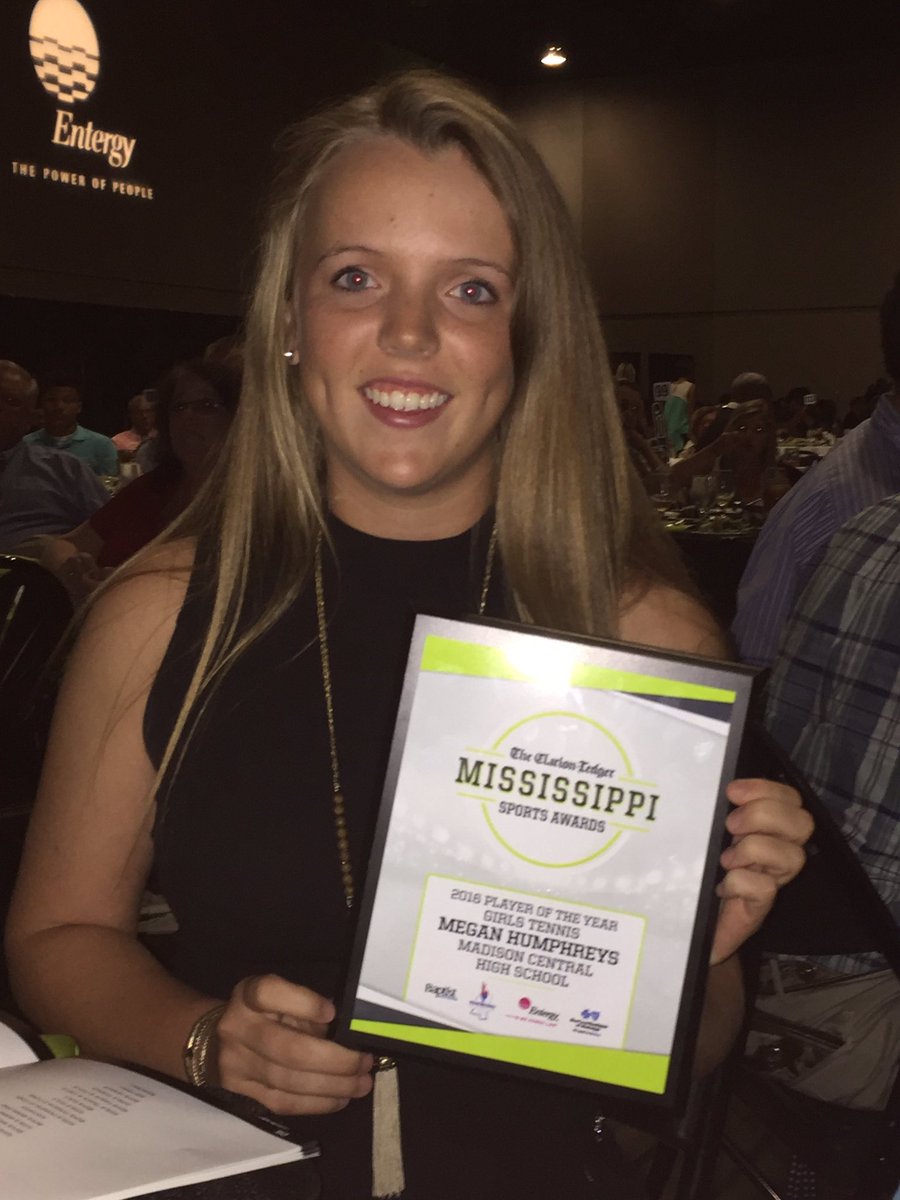 DHumphreysEsq's tweet photo. @mego_humphreys wins #mspreps Player of the Year! @MC_BIGBLUE https://t.co/CQgIqgsTH8