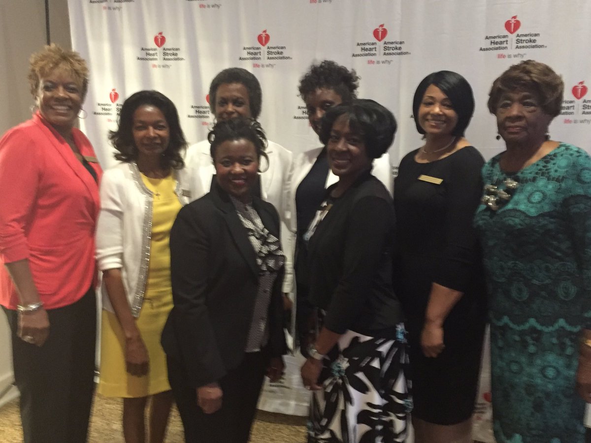 HeartAlabama's tweet photo. These are just a handful of wonderful #strokeambassadors here tonight! Get ready to be #stroke aware #bham! #P2ESAL https://t.co/FnqAjh1VZA
