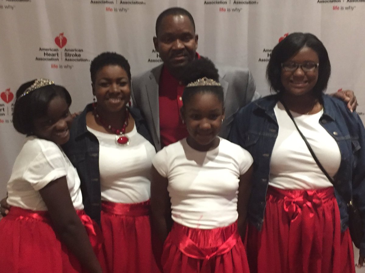 HeartAlabama's tweet photo. #strokehero Torria's family coordinated for tonight's #P2ESAL reception. Aren't they beautiful? #strokeambassador https://t.co/NjmdKMFGI8