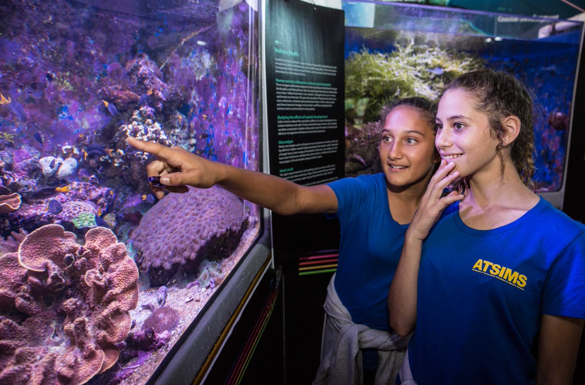 Enjoying ATSIMS’ Australian Institute of Marine Science (AIMS) Day!!

<a href="/aims_gov_au/">Australian Institute of Marine Science</a>  @cinematicsci <a href="/Mark_Zie/">MZE</a>