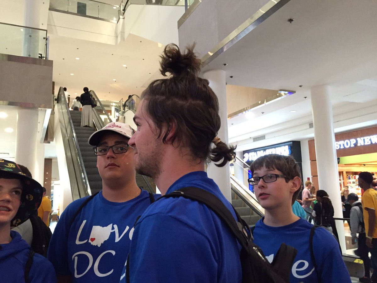 MMSTeam10DC's tweet photo. Mr Hayden trying out samurai look! #hairgoals https://t.co/Pym7Cm77J2