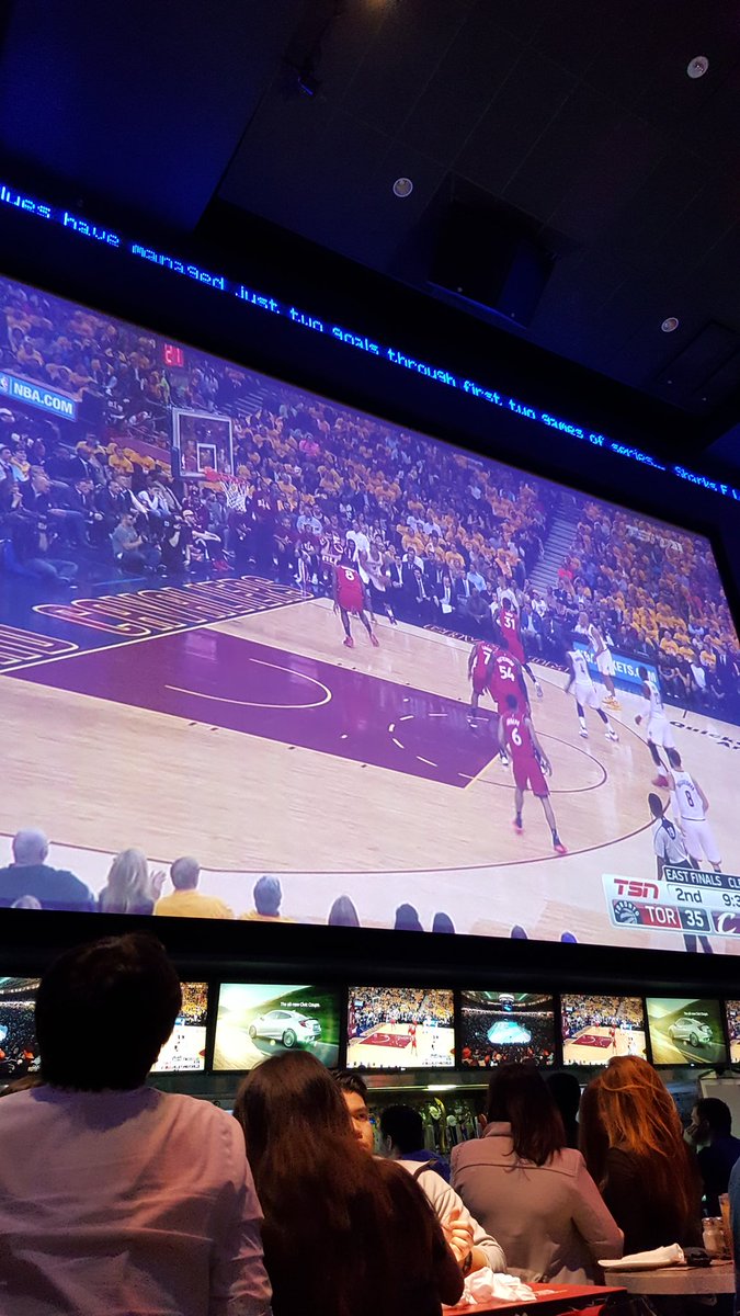 viciovino's tweet photo. #views from table 327B #RSBGVIP https://t.co/bxm4ajwjnM