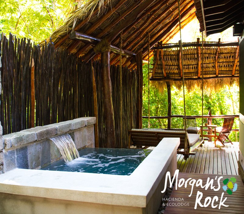 Enjoy your Forest View Bungalow with private balcony with it´s own private plunge pool.