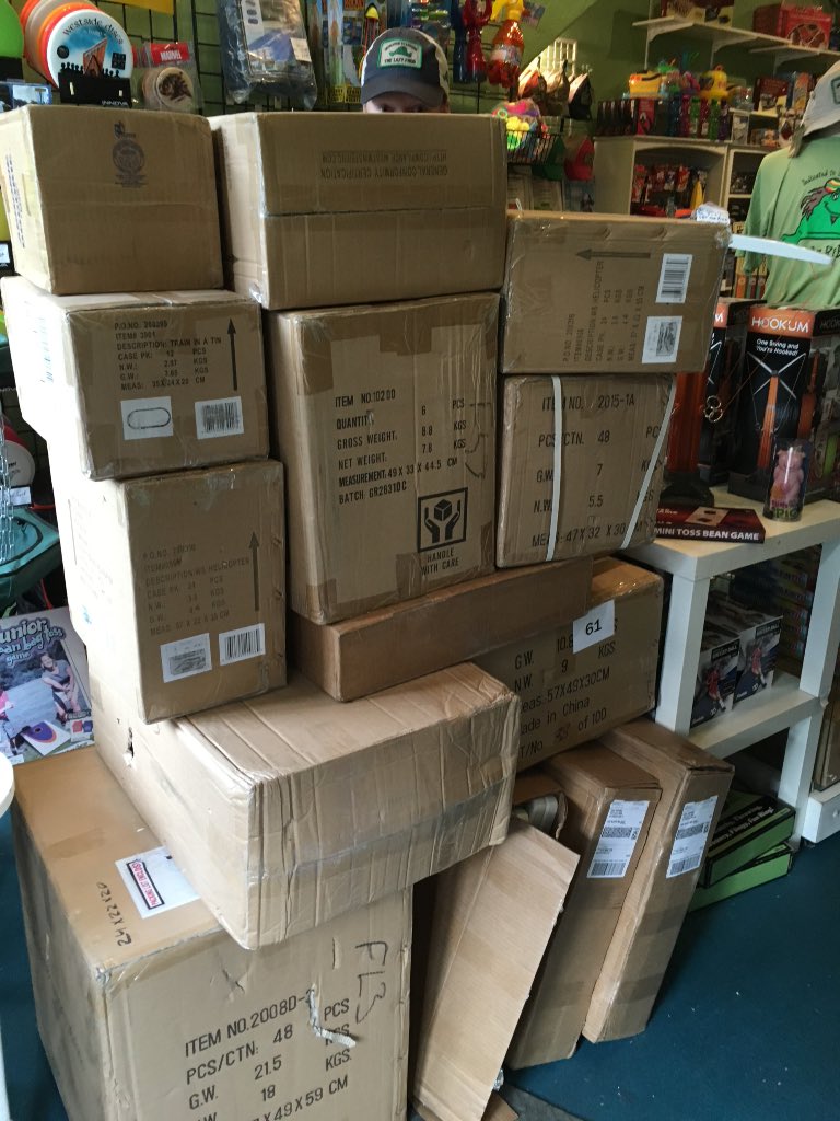 Fun arriving - come get some #lazyfrogmv #marthasvineyard #dedicatedtoleisure #oakbluffs