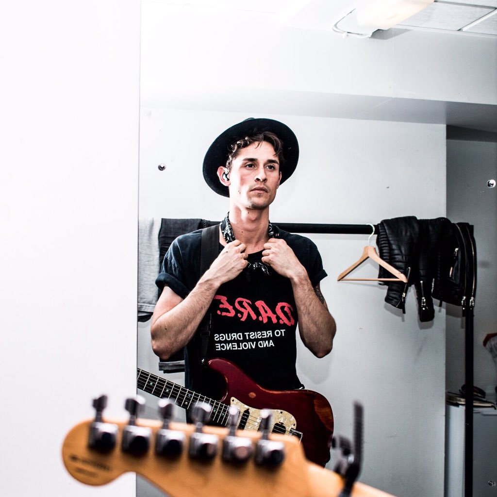 johngmz's tweet photo. East Coast. 

The Stories For Monday Tour is headed your way. 

Like if I get to see your face. https://t.co/SoqToUctS4
