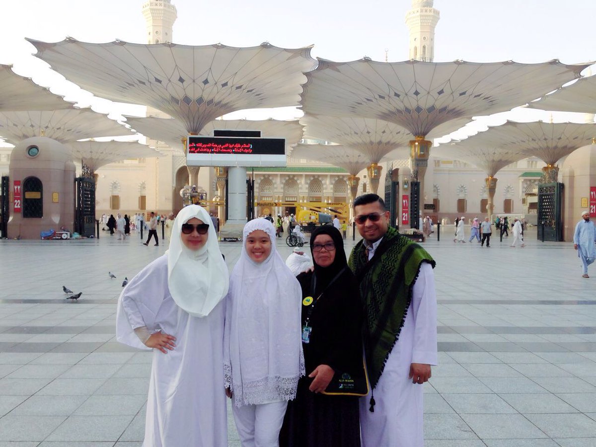 Alhamdulillah...my lovely fam <a href="/HouseofRima98/">Rima Emma Ferhard</a>