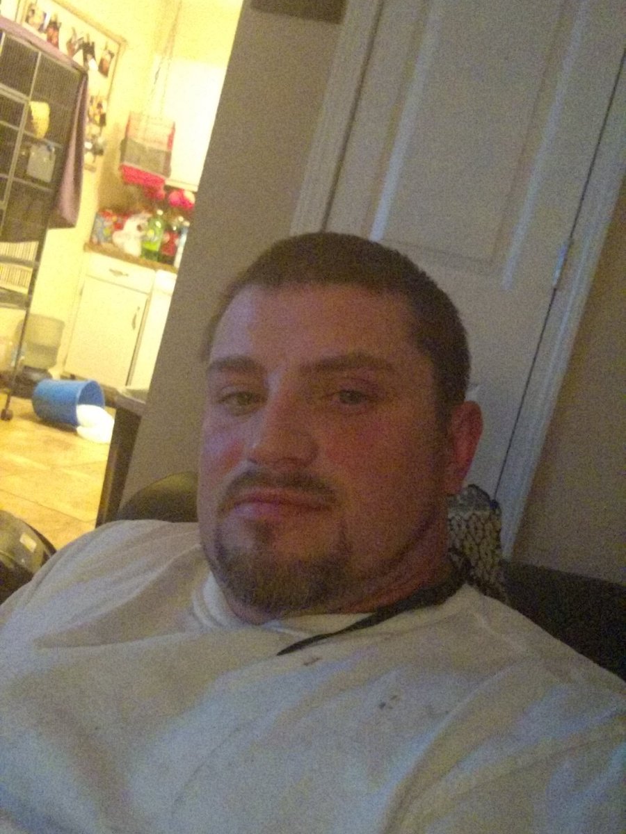JerryWardrop1's tweet photo. Sitting around https://t.co/Qkqmjmd7iX
