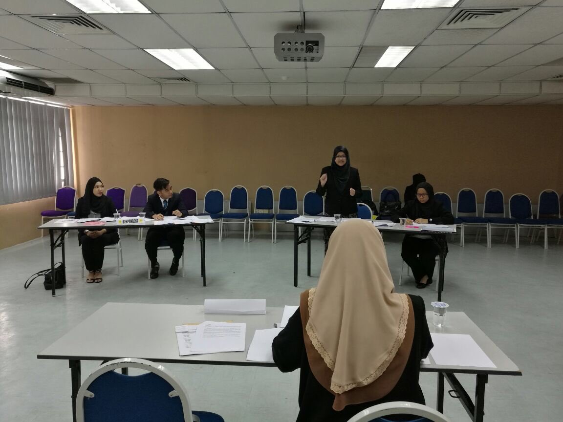 UUMLawSoc's tweet photo. Court in session 🎗 https://t.co/DZMEVDWcCY