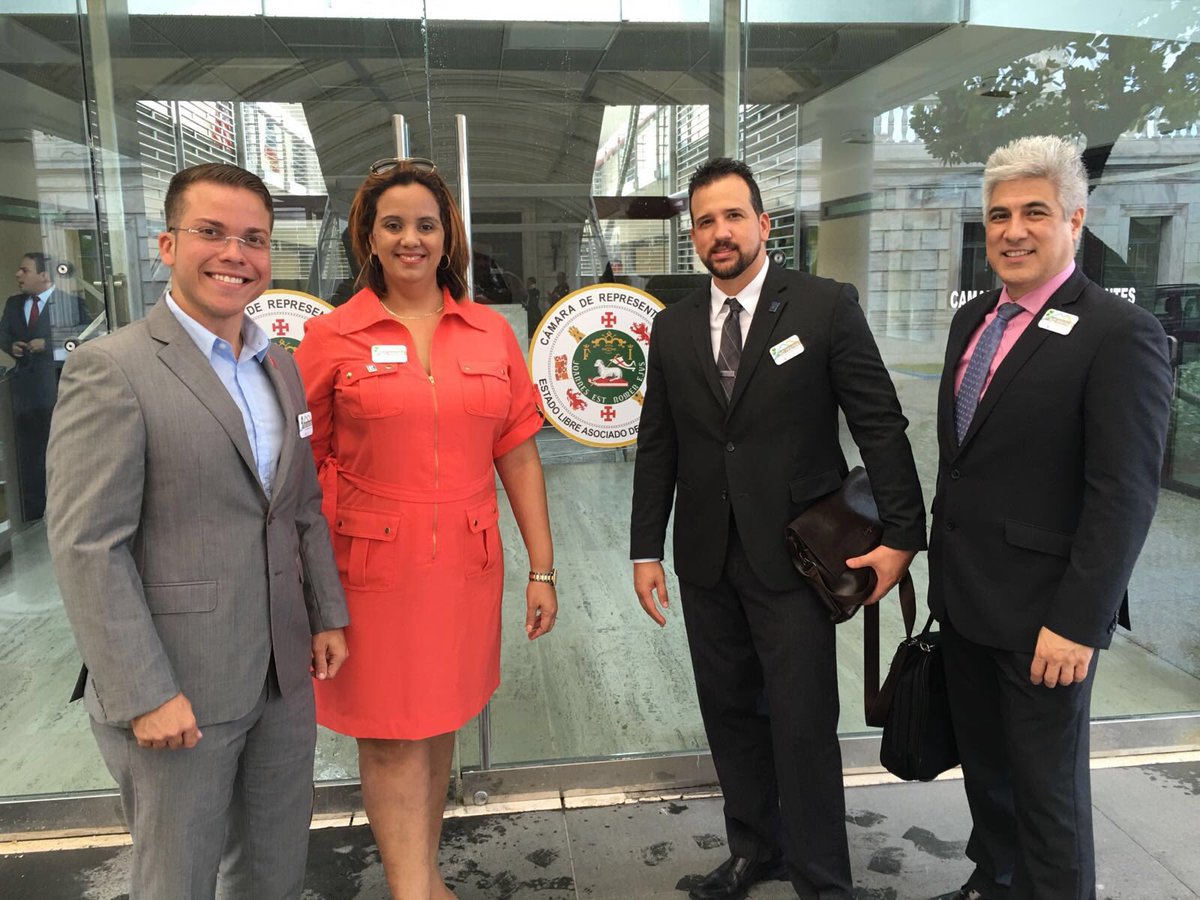 prardotrealtor's tweet photo. REALTORS® continuan visitas al Capitolio de PR. No al IVU/IVA en bienes raíces. #PC2872 https://t.co/0dK9vNqE4F