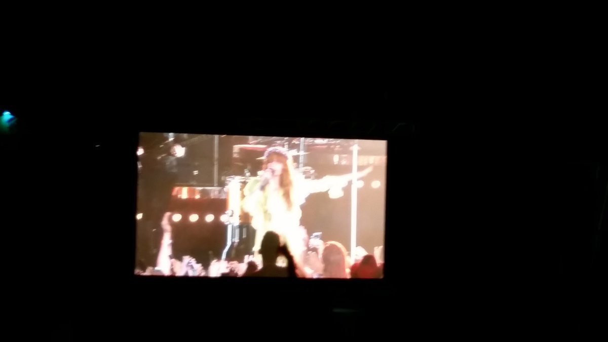 PepeOnTheRun's tweet photo. Florance and the Machine.  Could not have named a song or told you she had red hair.  Wow.  Solid.  Artist https://t.co/fgsR175ud0