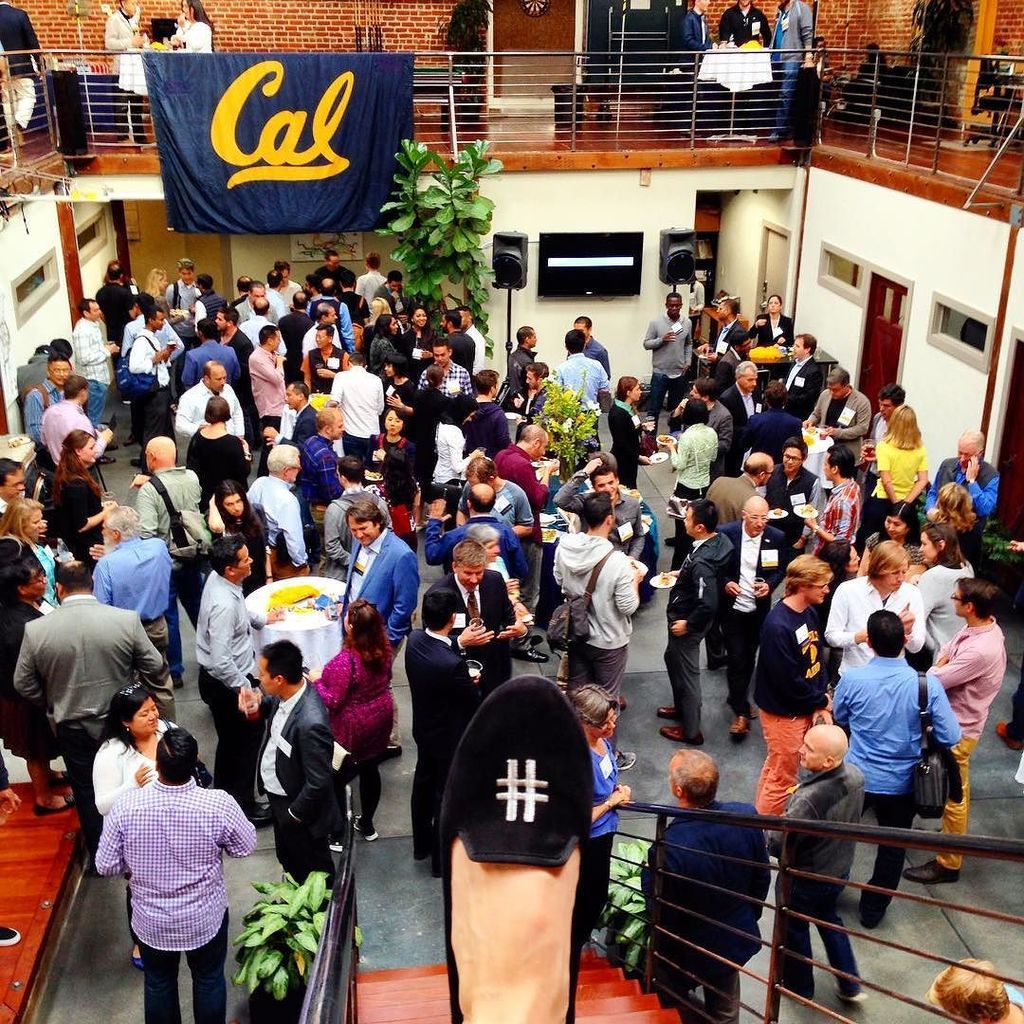 KelleyLCox's tweet photo. Quite a gathering of @CALinnovators #calinnovators #cal #GoBears https://t.co/KGR79Tr2UZ https://t.co/Voe7migEld