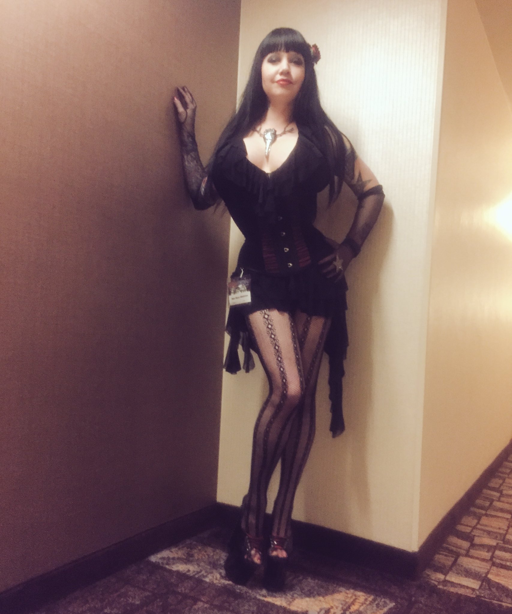 TW Pornstars Maya Sinstress. Twitter. Heading Down to the red carpet