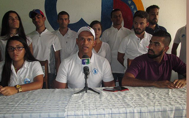 laverdadmo's tweet photo. #Regionales Comando juvenil democrático  pide respetar la Unidad https://t.co/5M1hleP3ps
 #Maturin https://t.co/aHnWelZx53