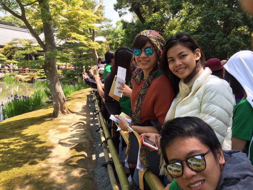 YeyeLoversCVT's tweet photo. Day 2 / Day 4!! 😆🇯🇵 #OSAKAmote #KYOTOmorrow https://t.co/IWnLmJAIDw