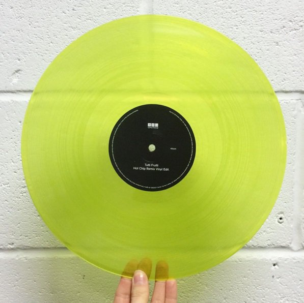 soloenvinilo's tweet photo. #BonVivant
#TuttiFrutti @neworder #RemixedBy #HotChip
#SoloEnVinilo
#SomosMusica
https://t.co/hUb9CCbqKn https://t.co/4FcESOErlM