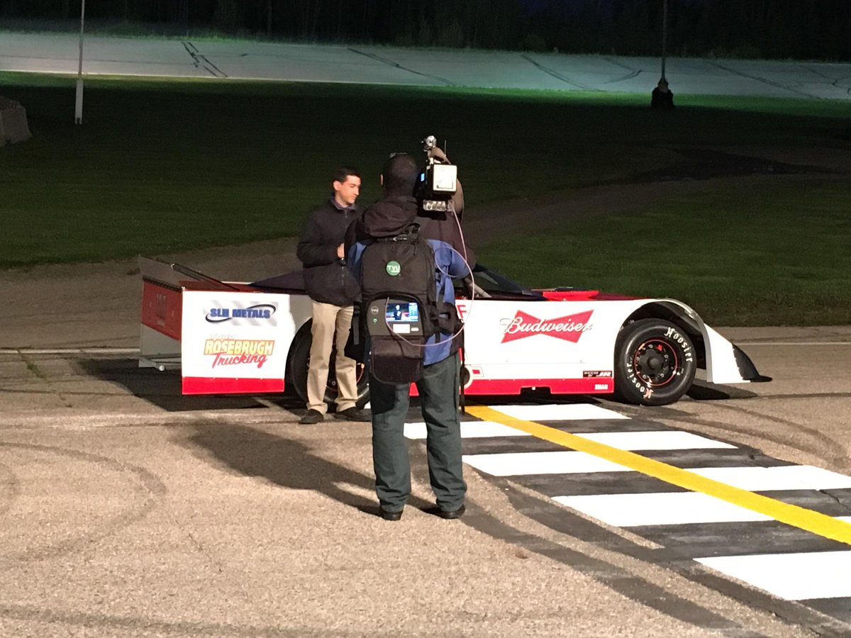 Waiting 4arrival of #NASCAR star @erik_jones #OwossoSpeedway #ResersRacing @marcjacobson live #ABC12 NewsThisMorning