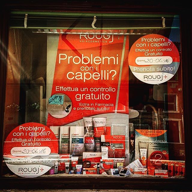 Problemi di caduta?Ccapelli deboli o spenti? Rougj ha la soluzione adatta per ogni  problema capillare!
