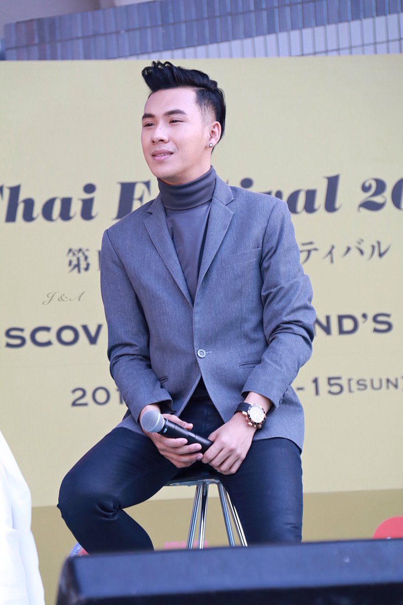 j_a_lovetum's tweet photo. #4โพดำ #4PDINTK #thaifestival2016 #4PodumInJapan2016 #ตั้มวราวุธ https://t.co/4xtw6twvOf