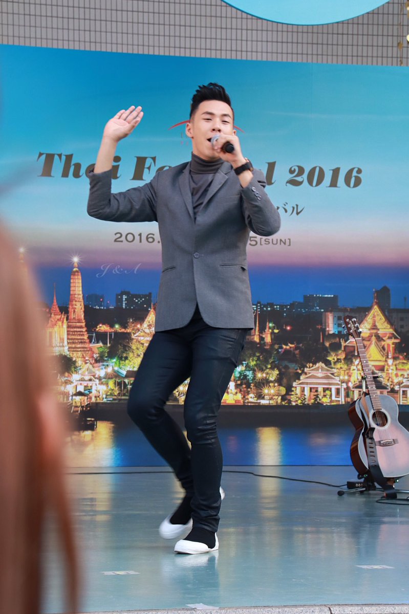 j_a_lovetum's tweet photo. #4โพดำ #4PDINTK #thaifestival2016 #4PodumInJapan2016 #ตั้มวราวุธ https://t.co/EJxpknvbsa